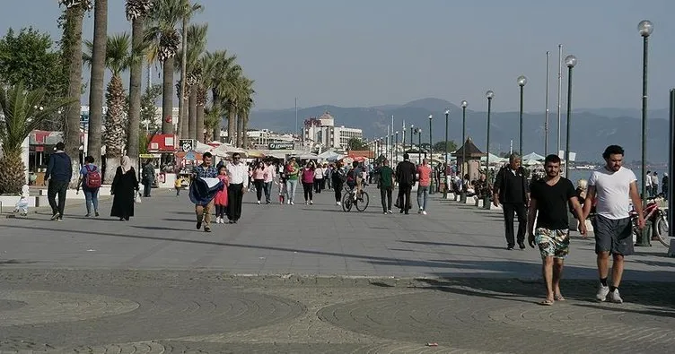 Üç günlük tatil turizmcinin yüzünü güldürdü