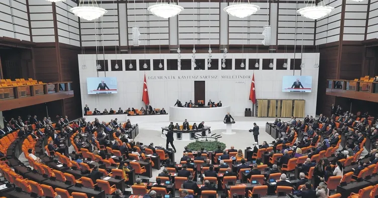 Meclis, başkanvekilleriyle idare amirlerini seçecek