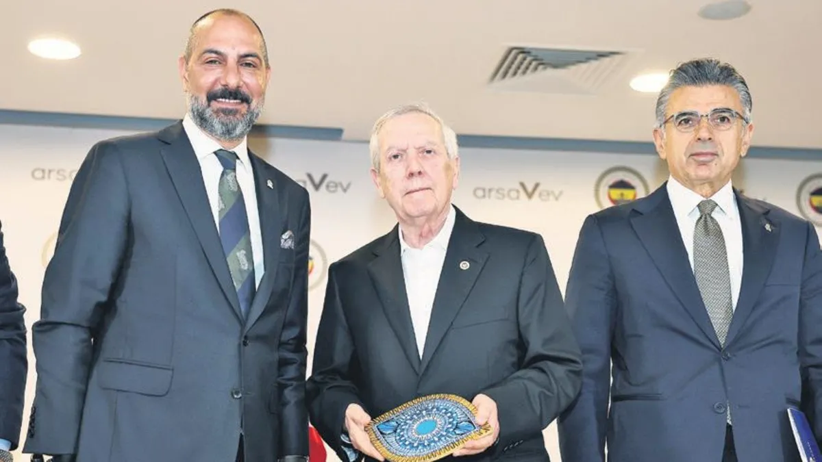 Fenerbahçe Kadın Futbol Takımı için kurulan 5 kişilik komitenin tanıtım toplantısı.