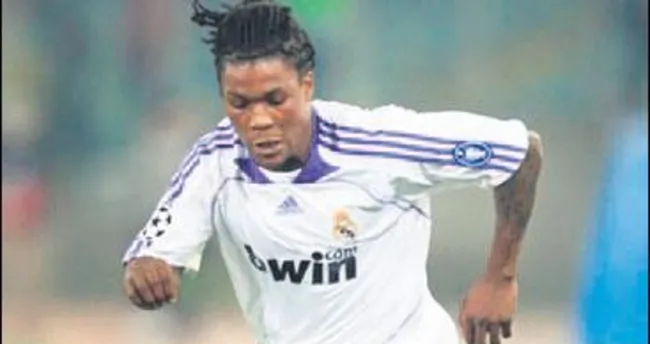 Yeşil sahalardan sahneye...