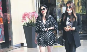 Dikkatleri üzerine topladı