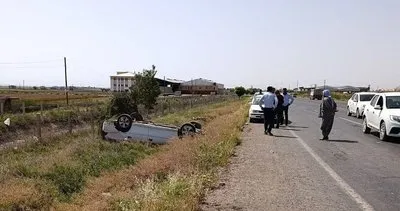 Akçakale yolunda kaza: Otomobil takla attı, sürücü yaralandı #sanliurfa