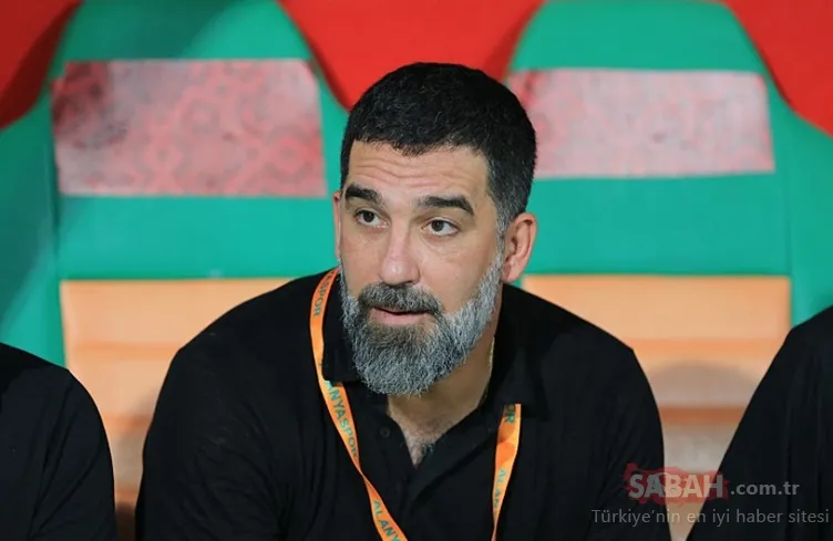 SON DAKİKA: Eyüpspor’un teknik direktörü Arda Turan: Abi dediğim insanlar beni ateşe attı