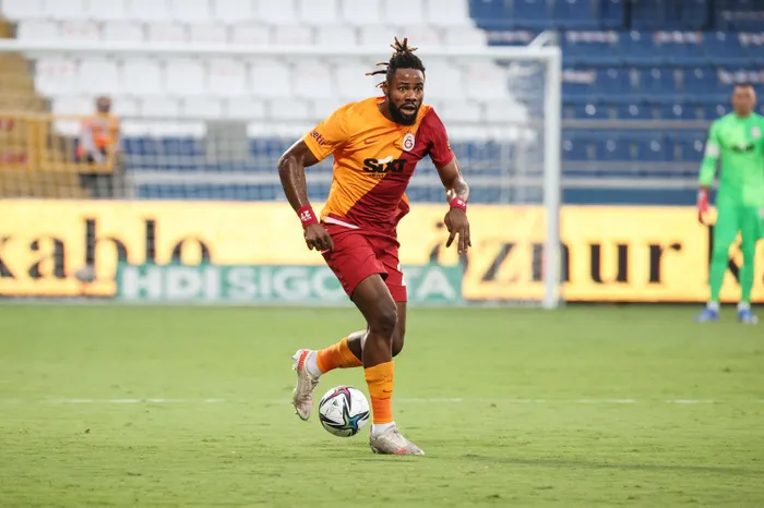 son-dakika-galatasarayda-3-isimle-yollar-ayriliyor-marcao-kerem-arasinda-yasanan-tokat-olayi-1633847634489.jpg