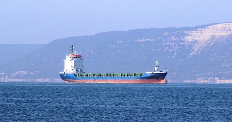Çanakkale Boğazı’nda korku dolu saatlerArızalanan gemi Çanakkale Boğazı’nda demir attı