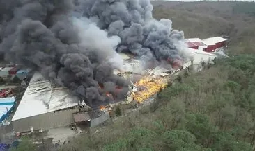 Kemerburgaz’da doğal kaynak suyu dolum tesisinde yangın