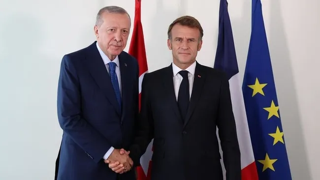 erdogan-ve-macrondan-ateskese-uyun-cagrisi-1775947511036.jpeg