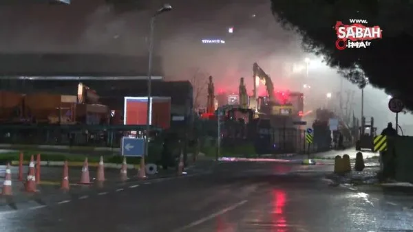 İBB'nin deposunda yangın paniği | Video