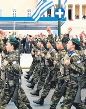 Yunan askerinden eğitimde alçak sözler