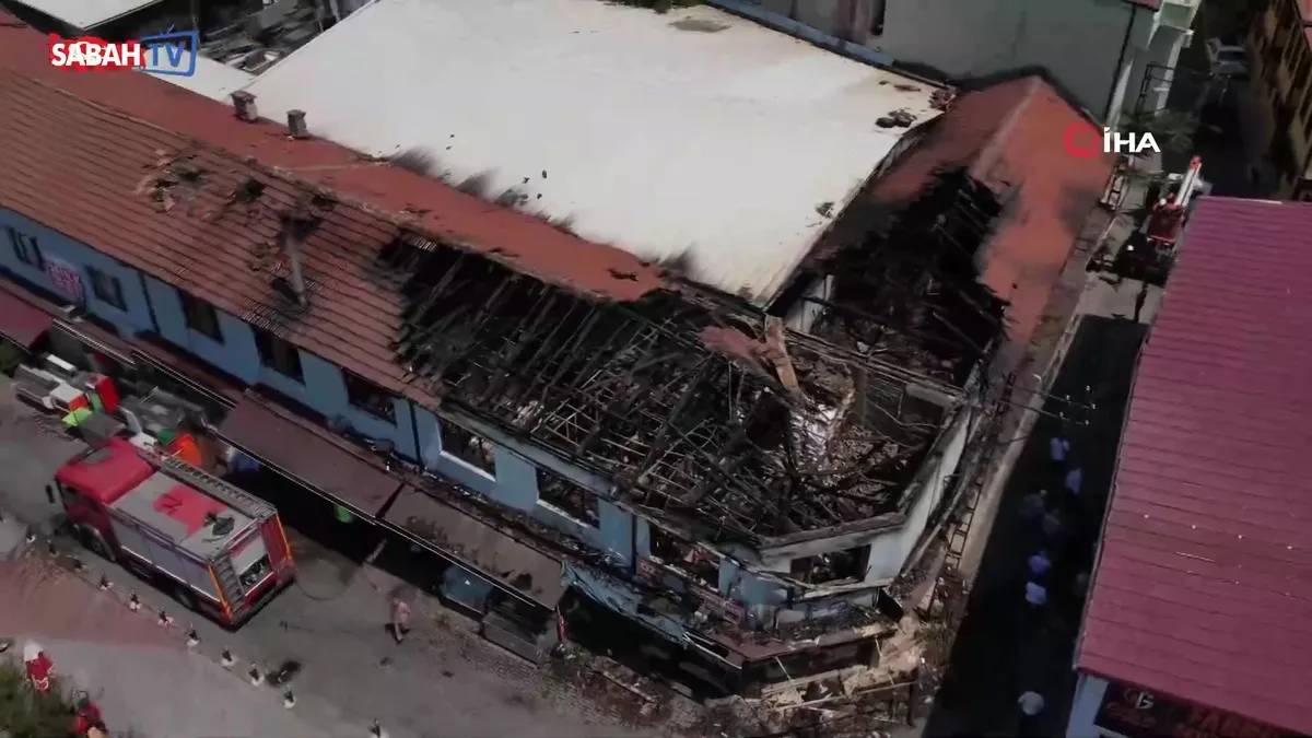 Tarihi çarşıda 6 işletme küle döndü: 30 milyonluk zarar! | Video videosunu izle Tarihi çarşıda 6 işletme küle döndü: 30 milyonluk zarar! | Video videosunu izle