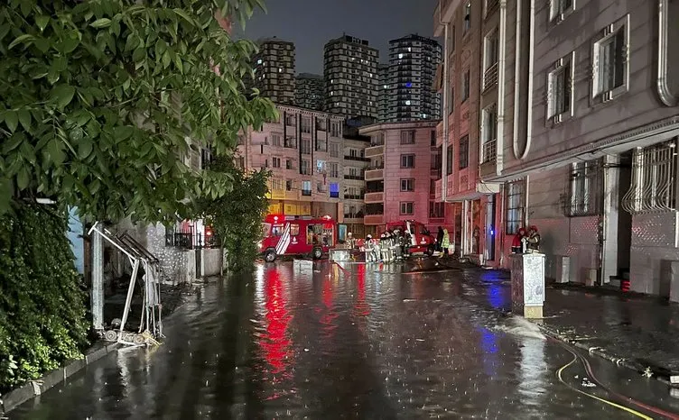 Son dakika: Meteoroloji'den İstanbul ve 6 il için turuncu, 15 ile sarı kodlu uyarı! Esenyurt'ta kuvvetli sağanak su baskınlarına neden oldu