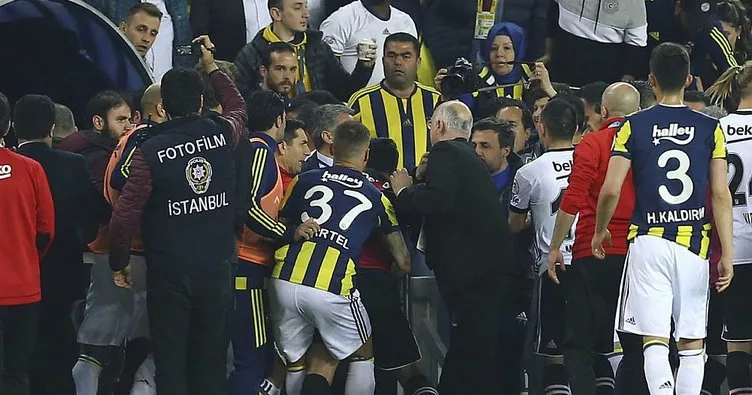 Fenerbahçe - Beşiktaş maçında yaşanan olaylar hakkında soruşturma başlatıldı