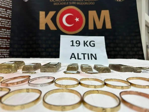 edirnede-19-kilo-kacak-altin-yakalandi-1714636808211.jpg