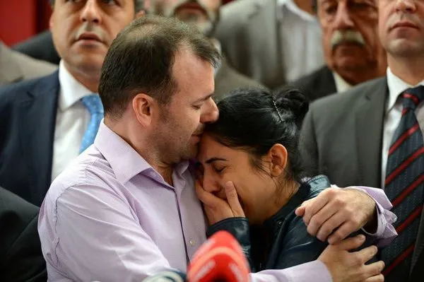 Cüneyt Ünal Türkiye'de