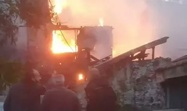 Ankara'da korkutan yangın! 5 ev kullanılamaz hale geldi #ankara