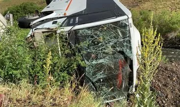 Ağrı’da yolcu otobüsü şarampole devrildi: 1 ölü, 26 yaralı