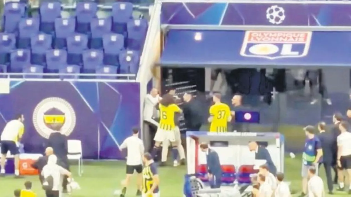 Fransızlar, Guendouzi'ye kızdı ama uçan tekmeye kör kaldılar!