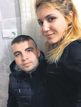 neden-burada-bekliyoruz-anneanne-annemi-ozledim-1637812114650.jpg