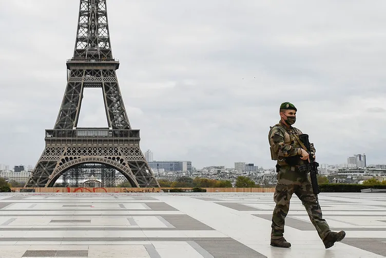 Fransa'da corona virüse teslim oldu! Her 30 saniyede bir kişi...