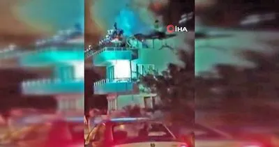 İzmir’de yıldırımın düştüğü evin alev alev yandığı anlar kamerada | Video