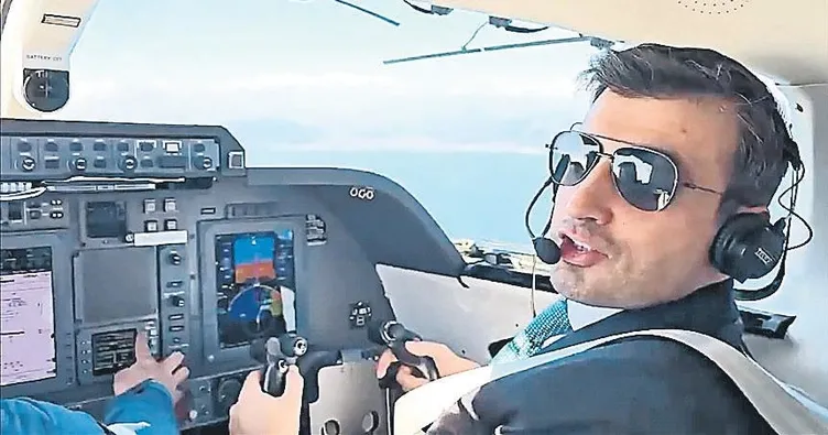 Bayraktar pilot koltuğunda