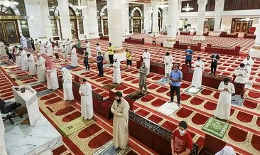 Suudi Arabistan’da sokağa çıkma yasağı sona erdi, Mekke’de 3 ay sonra ilk namaz kılındı
