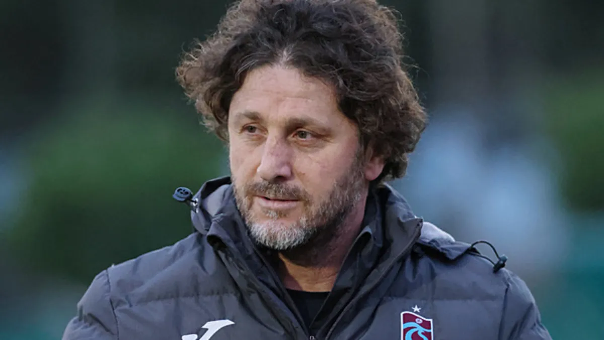 Trabzonspor'da 2 transfer 1 yolcu!