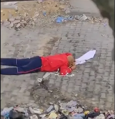 iste-israil-teroru-onlarca-filistinli-erkegi-soyarak-gozaltina-aldilar-1702018271032.jpg İşte İsrail terörü! Onlarca Filistinli erkeği önce soydular sonra gözaltına aldılar!