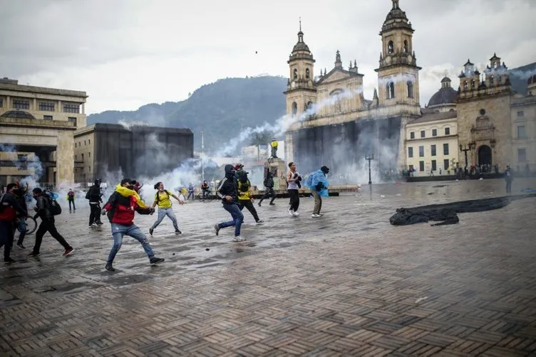 Kolombiya’da şiddetin dozu artıyor! Ölü sayısı 24’e yükseldi