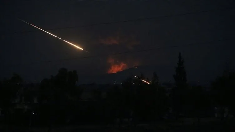 Suriye’de sıcak çatışma! Füzeler art arda ateşlendi, ABD savaş uçakları havalandı