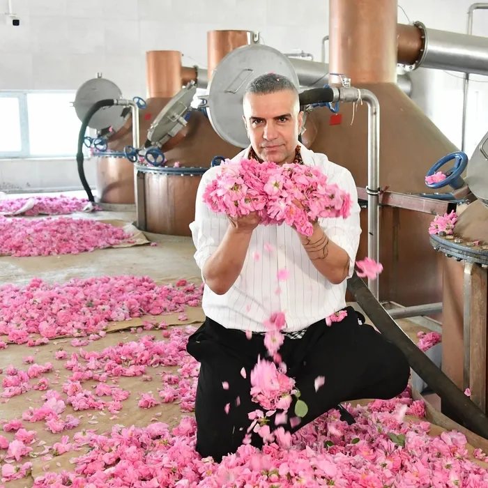 Ünlü türkücüden çok konuşulan estetik itirafı! Bakın Berdan Mardini yüzüne ne yaptırıyormuş!