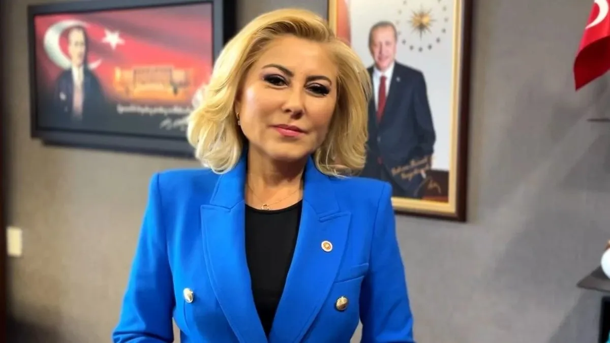 AK Partili Şebnem Bursalı İzmir için deprem tehlikesini rakamlarla anlattı AK Partili Şebnem Bursalı İzmir için deprem tehlikesini rakamlarla anlattı