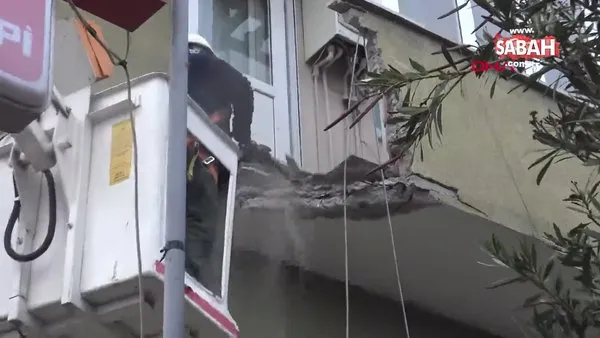 Avcılar'da balkonu çöken bina mühürlendi | Video