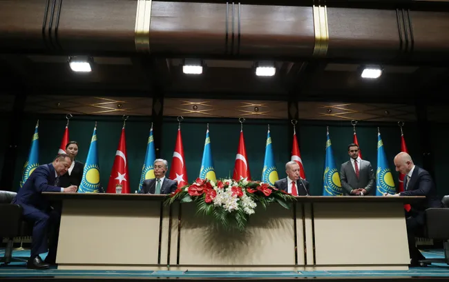 son-dakika-kazakistanla-15-tarihi-anlasma-baskan-erdogan-yeni-hedefi-duyurdu-1652201606349.jpg