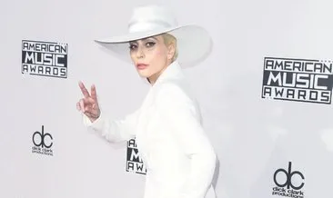 Lady Gaga : İnsanlarla sohbet etmeyi özledim