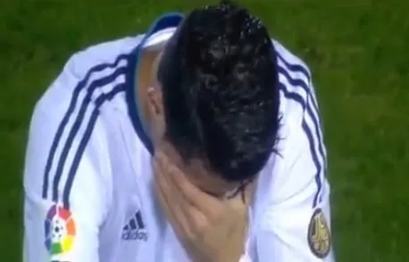 Ronaldo kanlar içinde kaldı