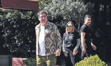 Eşiyle yemek yedi
