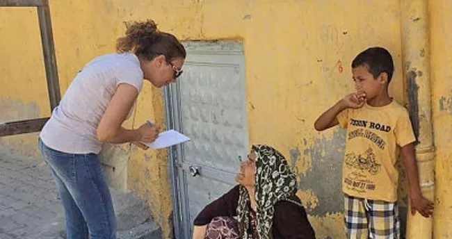 Birecik’te kadınlar evleri dolaşıp sorunları dinliyor
