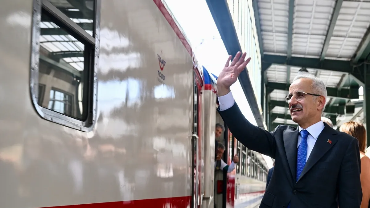 Turistik Doğu Ekspresi yeni sezonda 70 sefer yapacak