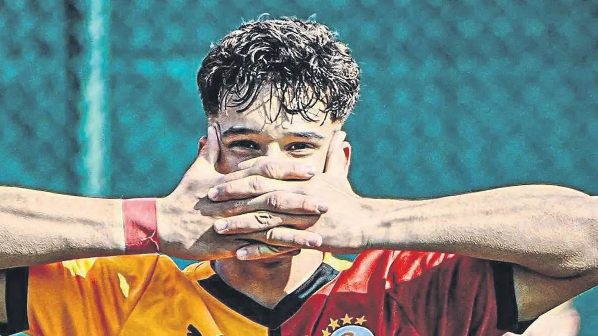 Aslan’da pişer kanarya’ya düşer!