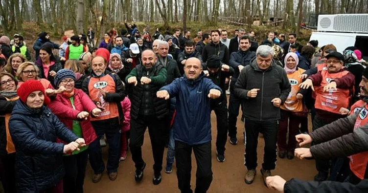 Başbakan Yardımcısı Fikri Işık, sağlıklı yaşam için yürüdü