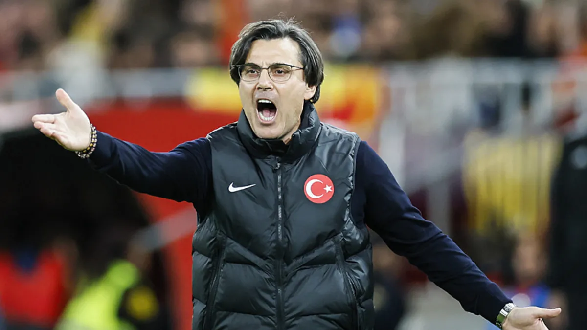 Vincenzo Montella: Mart ayında hep birlikte büyük bir hayalin peşinde koşacağız Vincenzo Montella: Mart ayında hep birlikte büyük bir hayalin peşinde koşacağız