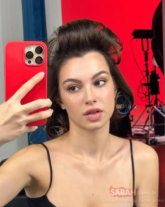 Bir Gece Masalı’nın Canfeza’sı Su Burcu Yazgı Coşkun’un sarışın annesi annesi hayran bıraktı! Güzelliğini annesine borçlu!