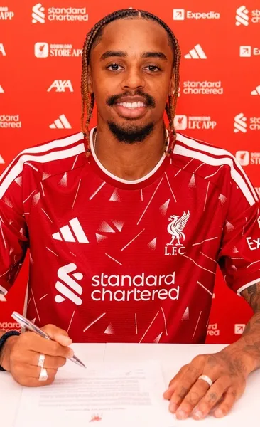 Liverpool, Bradley Barcola’yı duyurdu!