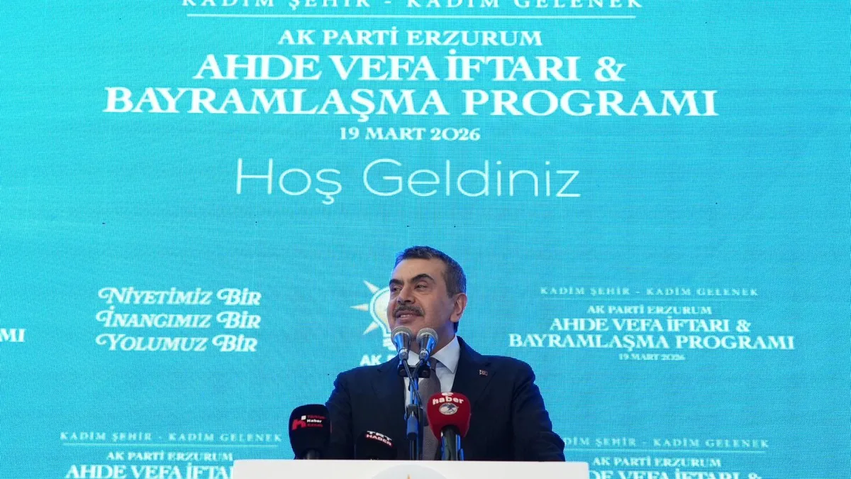 Erzurum’da “Ahde Vefa İftarı ve Bayramlaşma Programı” düzenlendi Erzurum’da “Ahde Vefa İftarı ve Bayramlaşma Programı” düzenlendi