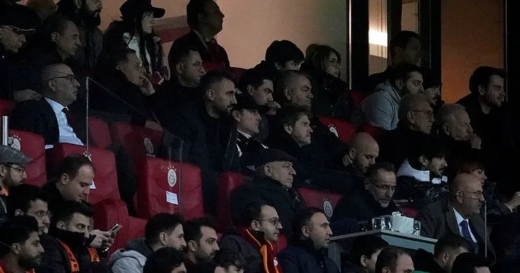 Vincenzo Montella, Galatasaray - Adana Demirspor maçını izledi