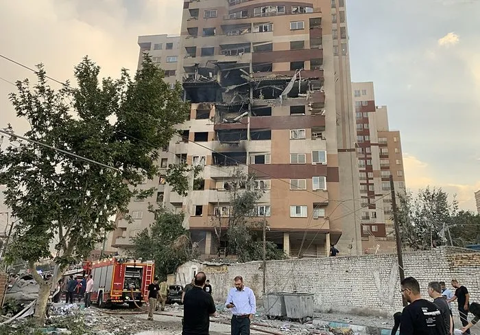 İsrail’in saldırılarının ardından Trump’tan İran’a tehdit! Saldırılar daha da acımasızlaşacak