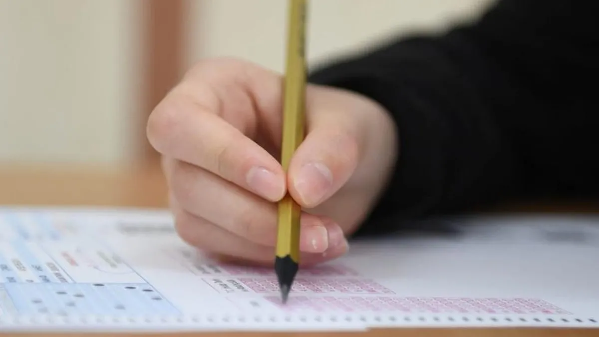 FEN LİSELERİ TABAN PUANLARI VE KONTENJANLAR 2025: İstanbul, Ankara, İzmir LGS Fen Lisesi taban puanları, yüzdelik dilimleri sorgulanıyor