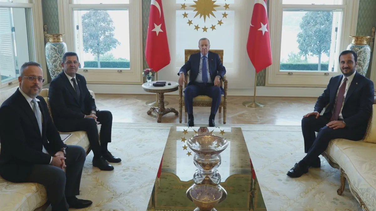 Başkan Recep Tayyip Erdoğan Çekmeköy Belediye Başkanı Orhan Çerkez'i kabul etti