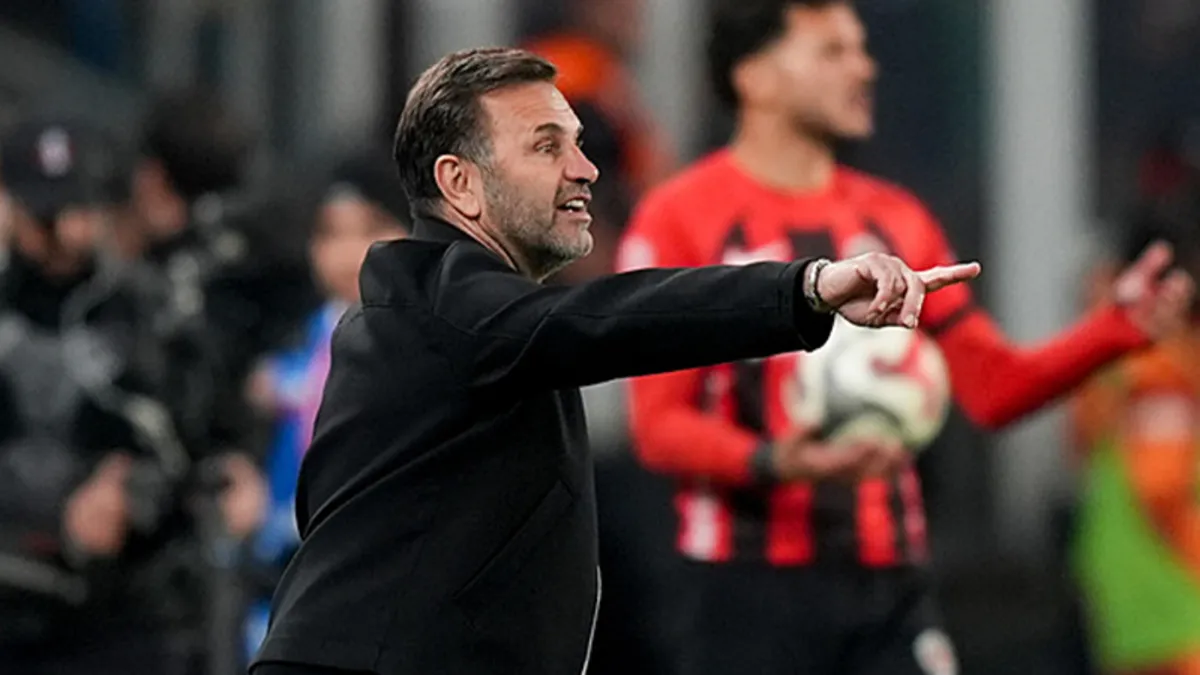 Galatasaray’da Okan Buruk’tan hakemlere olay sözler! Fenerbahçe maçı ve Osimhen açıklaması – Galeri Galatasaray’da Okan Buruk’tan hakemlere olay sözler! Fenerbahçe maçı ve Osimhen açıklaması – Galeri